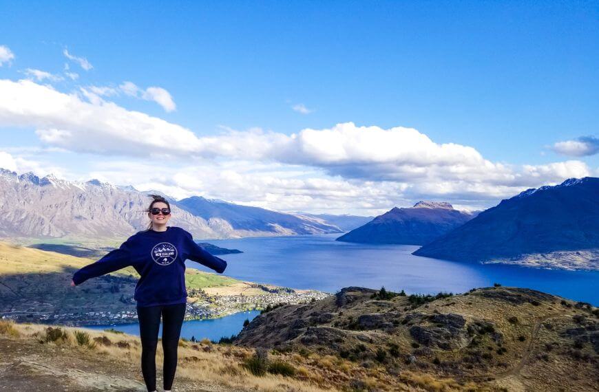 windy day on top of Queenstown hill